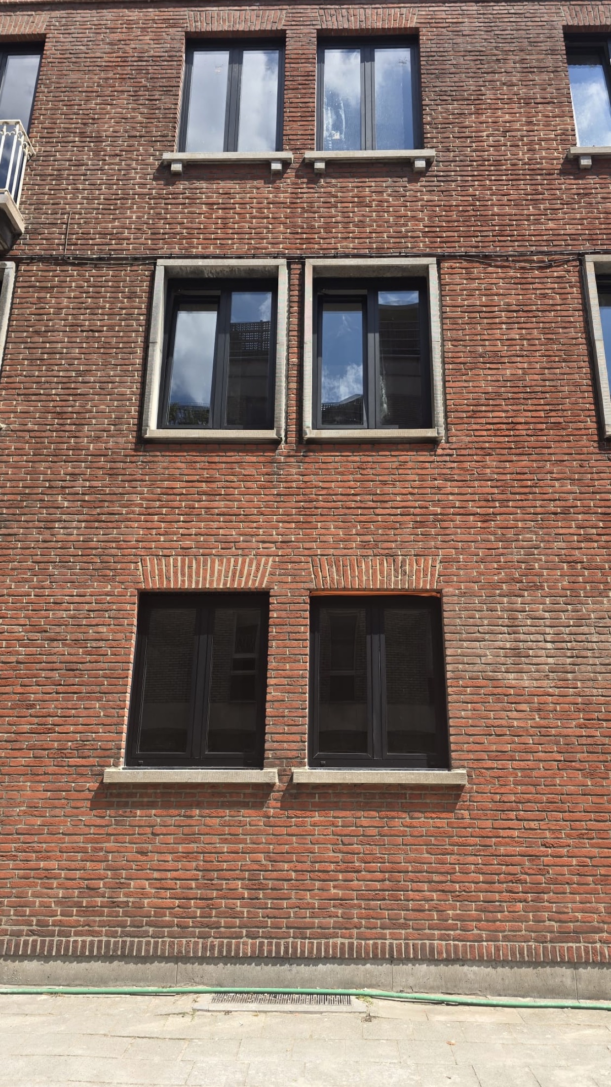 Aluminium ramen en deuren in Antwerpen (11)