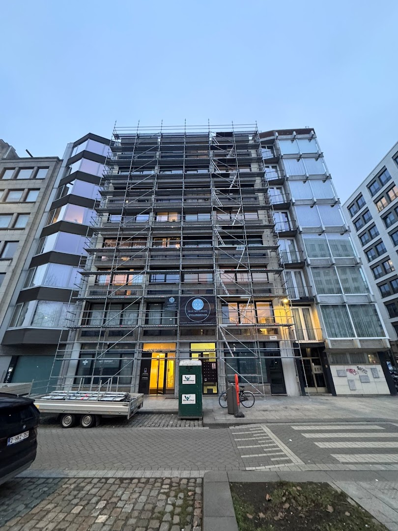 Foto van Blue Sky Europe in Antwerpen — Steigerverhuurbedrijf (foto 3)