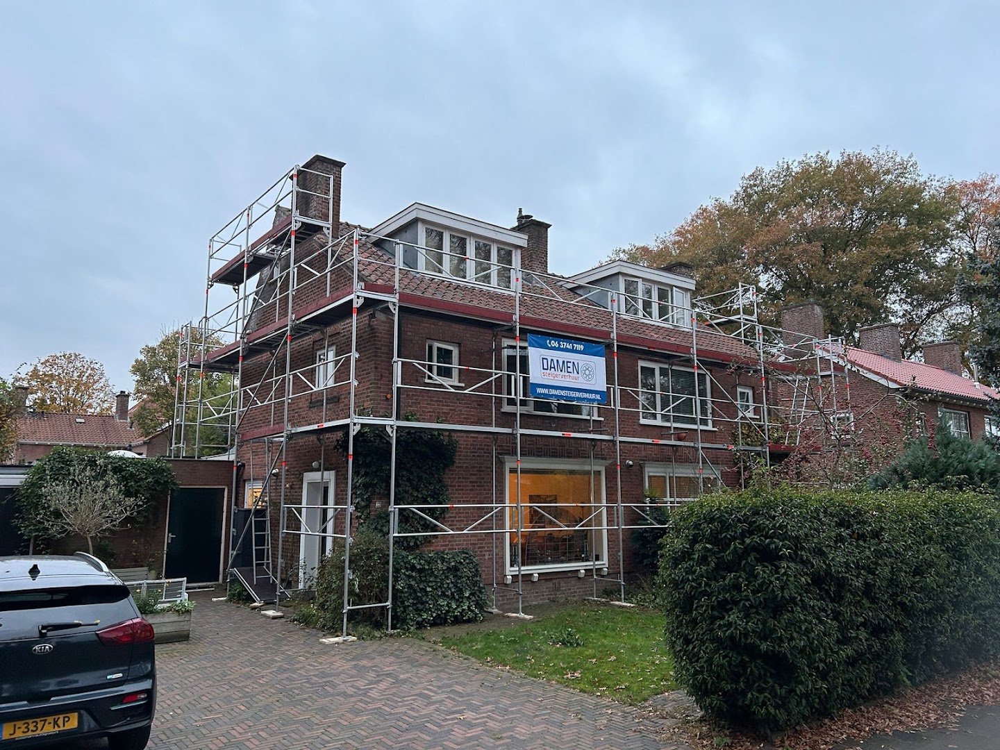 Foto van Damen Steigerverhuur in Rosmalen — Steigerverhuurbedrijf