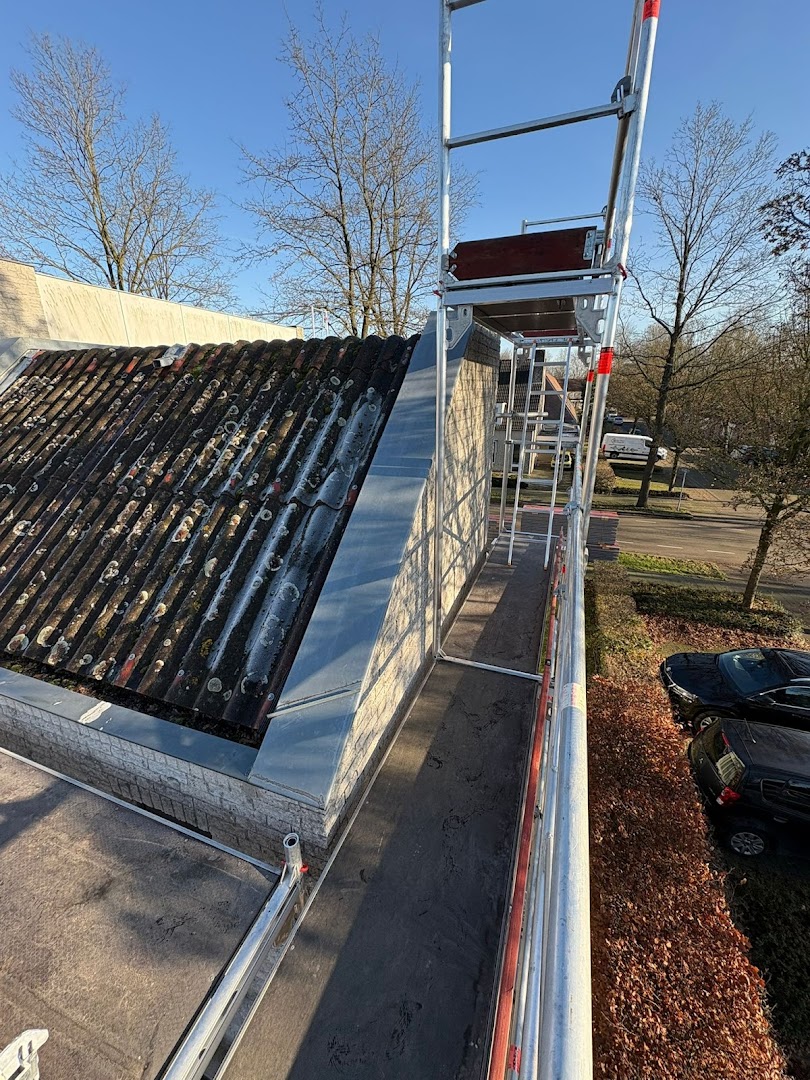 Foto van Damen Steigerverhuur in Rosmalen — Steigerverhuurbedrijf (foto 3)