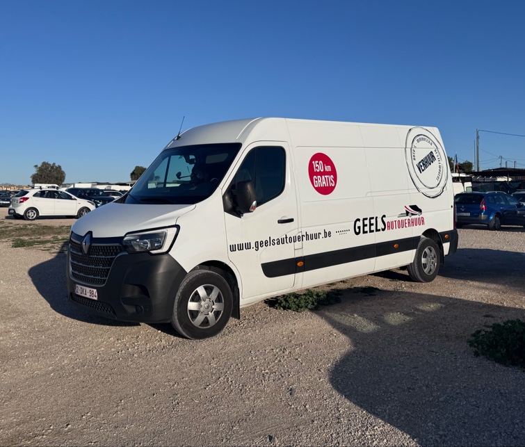 Foto van Geels autoverhuur in Geel — Verhuurbedrijf voor busjes en kleine vrachtwagens (foto 3)