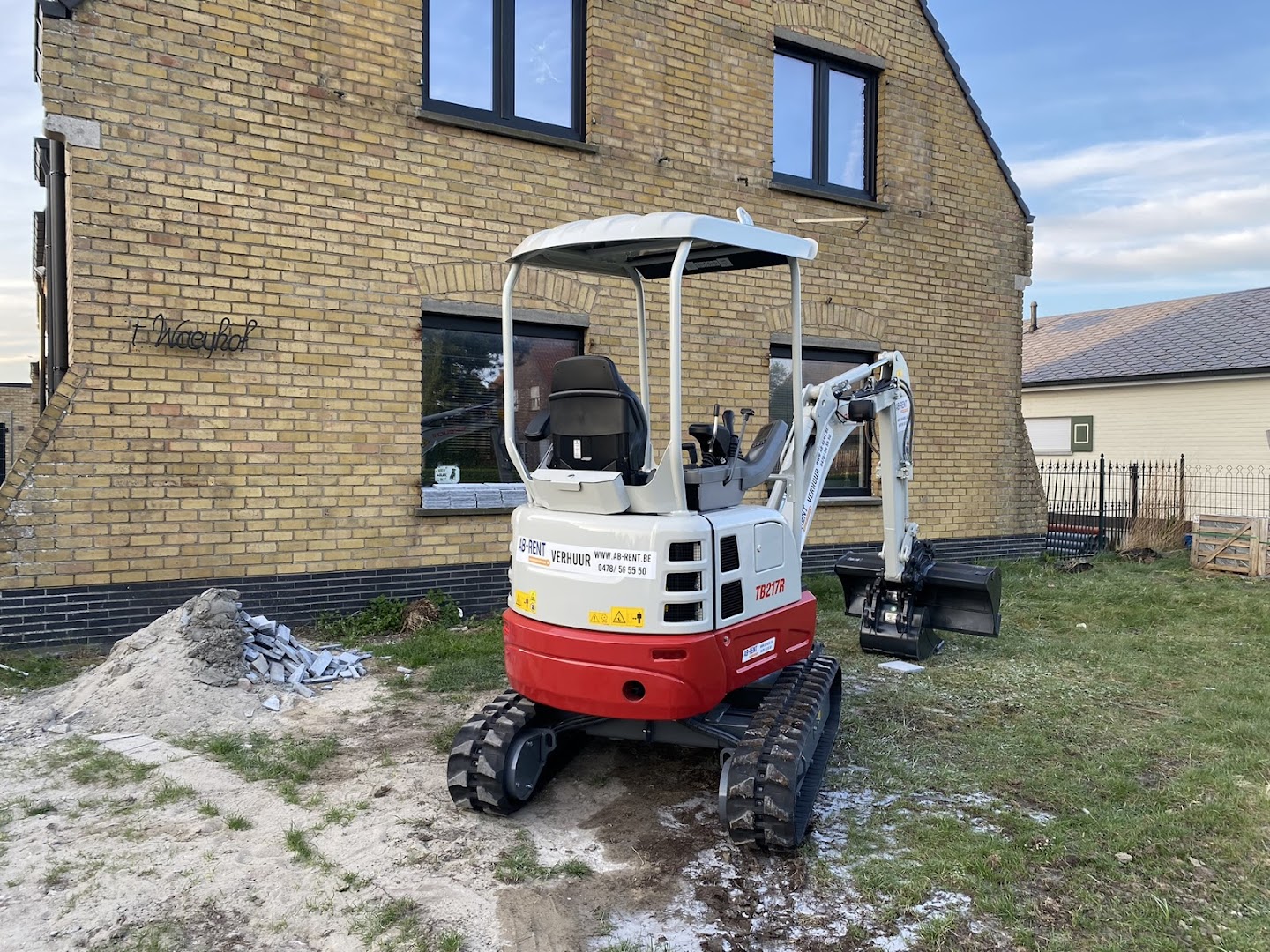 Foto van AB-Rent Machineverhuur in Brugge — Verhuurbedrijf voor apparatuur