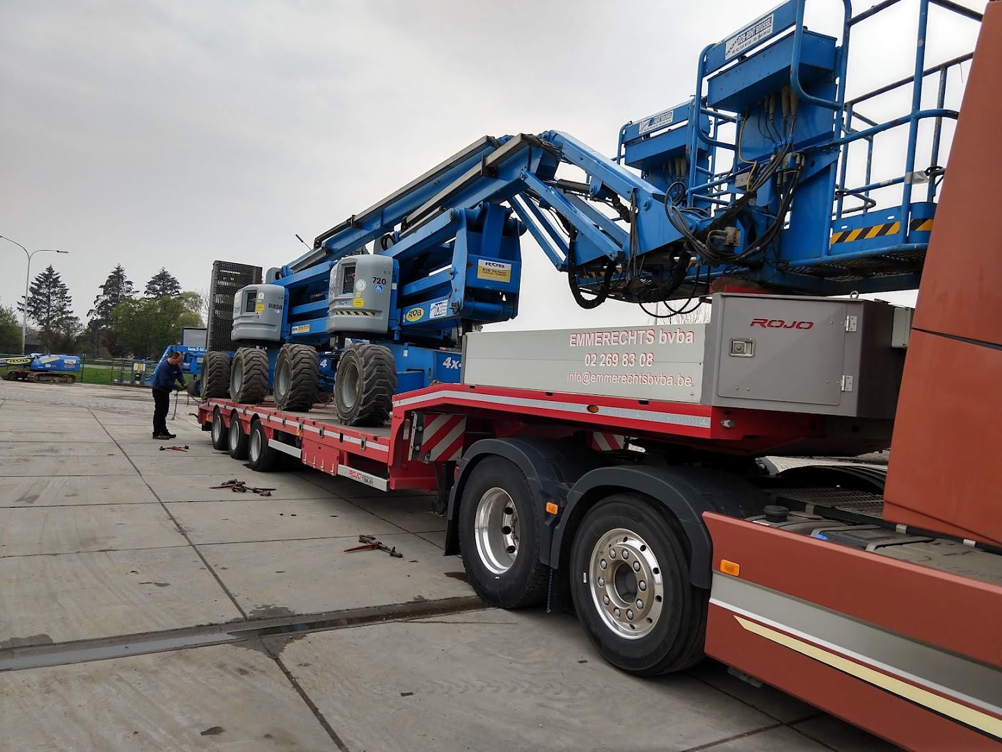 Foto van ROB Verhuur BVBA in Londerzeel — Verhuurbedrijf van bouwmachines (foto 3)
