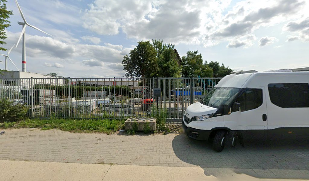Foto van ROZETSTELLING in Tessenderlo-Ham — Steigerverhuurbedrijf