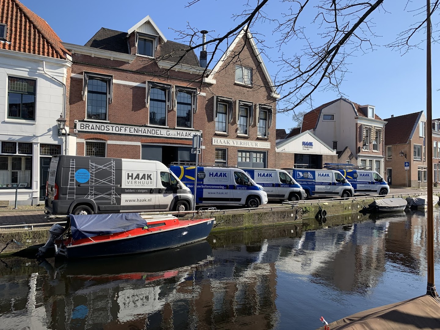 Foto van Haak verhuur in Haarlem — Steigerverhuurbedrijf