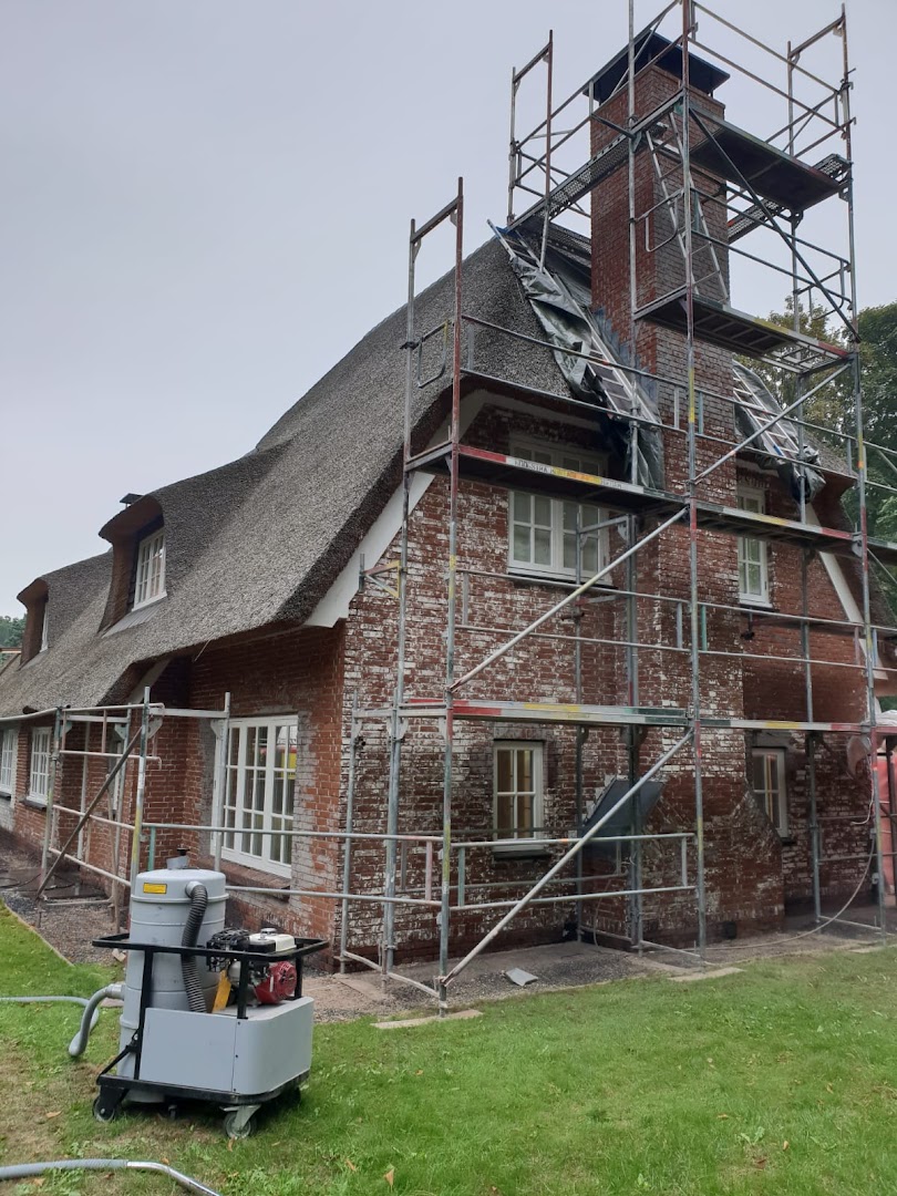 Foto van Pro Steigerverhuur en Schoorsteenrenovatie Hillegom in Hillegom — Steigerverhuurbedrijf