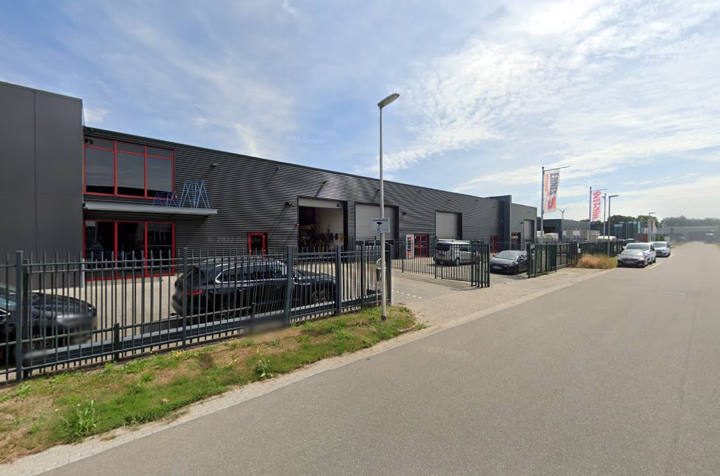 Foto van Berns Verhuur en Steigerbouw BV in Heerlen — Verhuurbedrijf voor apparatuur (foto 2)