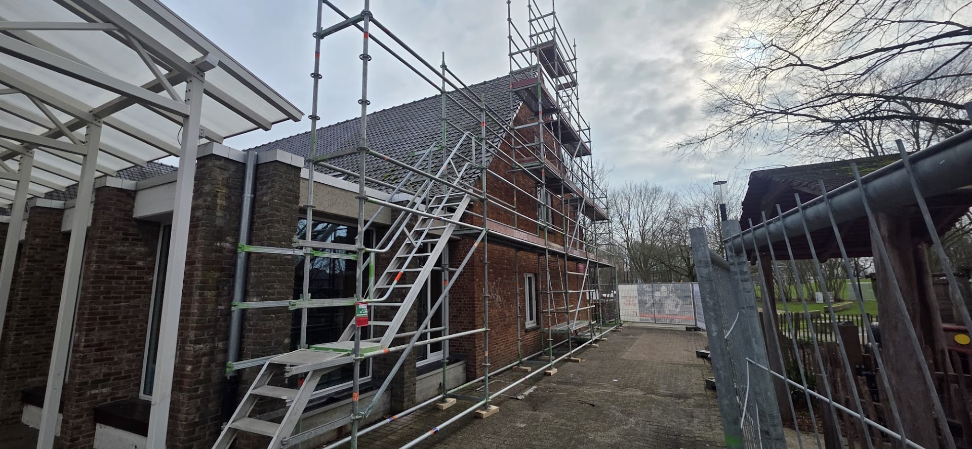 Foto van Novascaff Stellingverhuur Bv in Sint-Niklaas — Steigerverhuurbedrijf (foto 3)