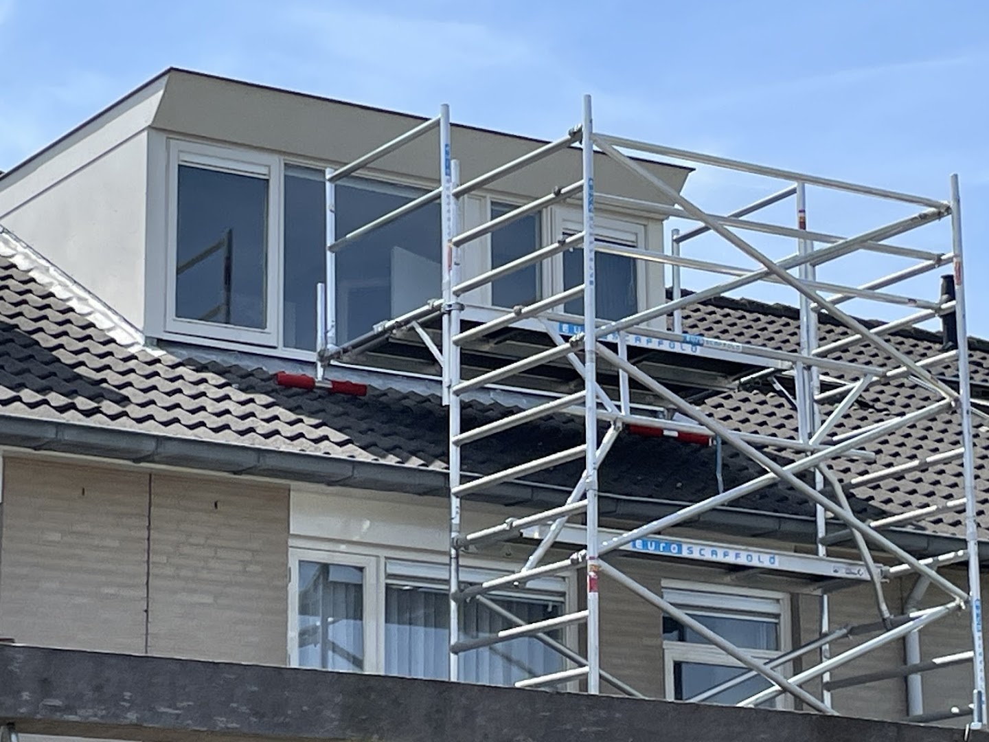 Foto van Ter Leede Steigerverhuur in Sassenheim — Steigerverhuurbedrijf (foto 1)