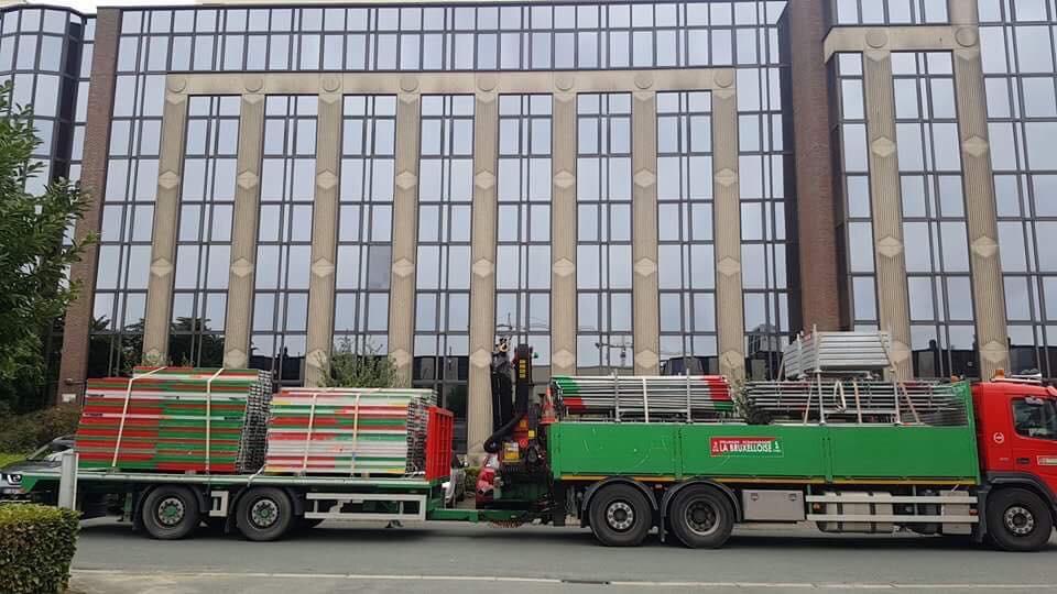 Foto van La Bruxelloise in Brussel — Steigerverhuurbedrijf (foto 3)