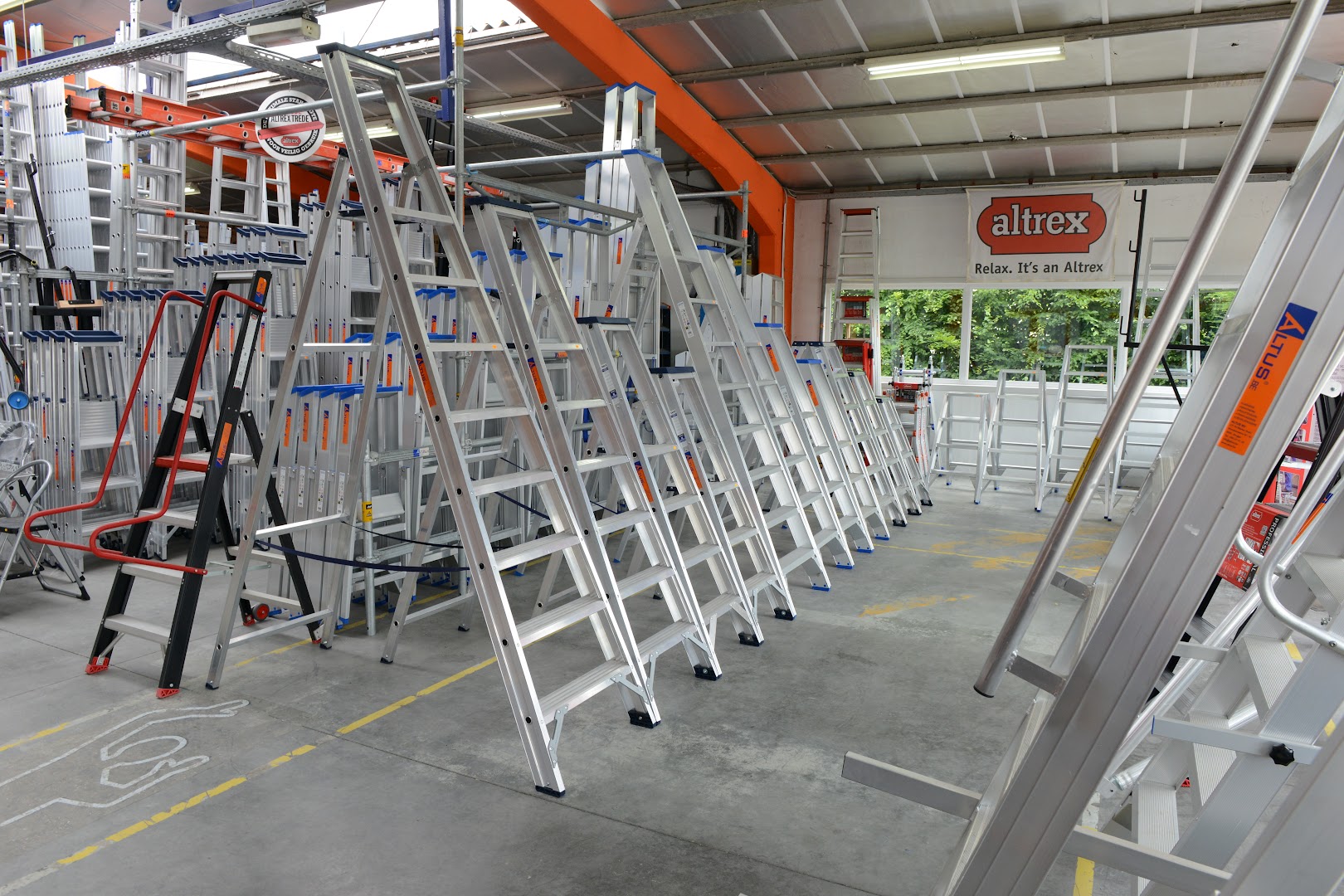 Foto van Altus Ladders & Steigers nv in Brugge — Winkel (foto 3)