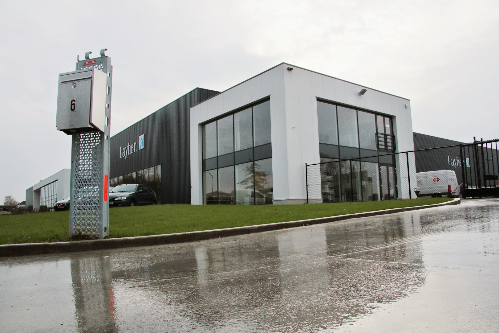 Foto van Layher NV in Kontich — Groothandelaar (foto 3)