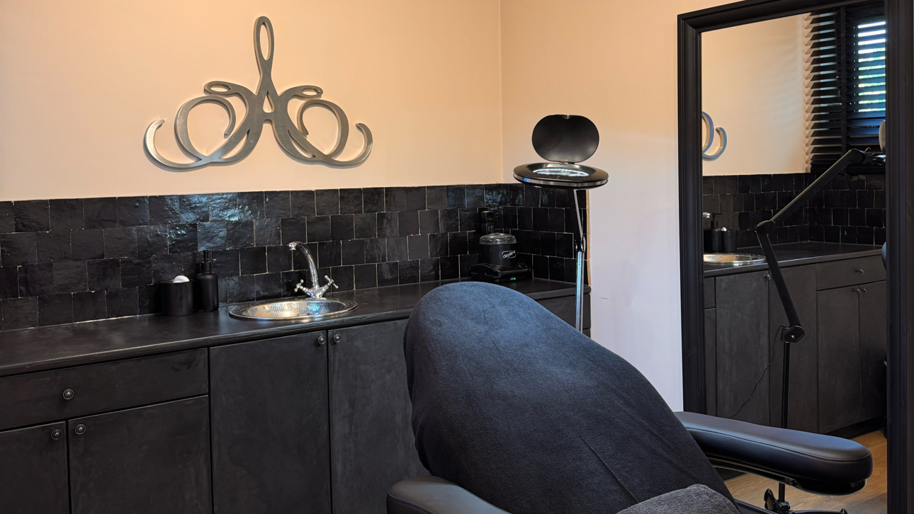 Foto van Aisha beauty world in Hemiksem — Schoonheidssalon (foto 1)
