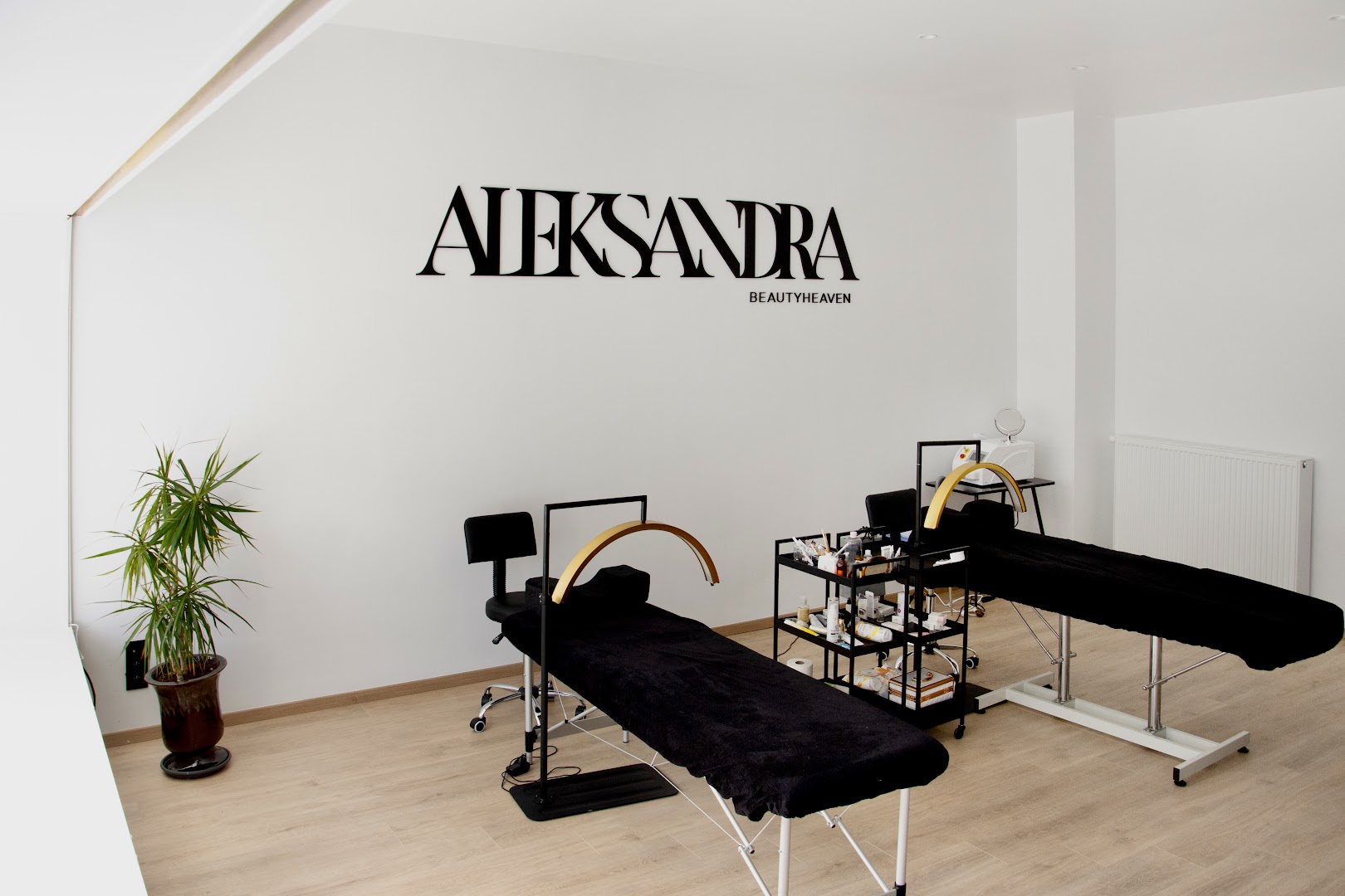 Foto van Aleksandra beauty heaven in Sint-Niklaas — Schoonheidssalon (foto 2)