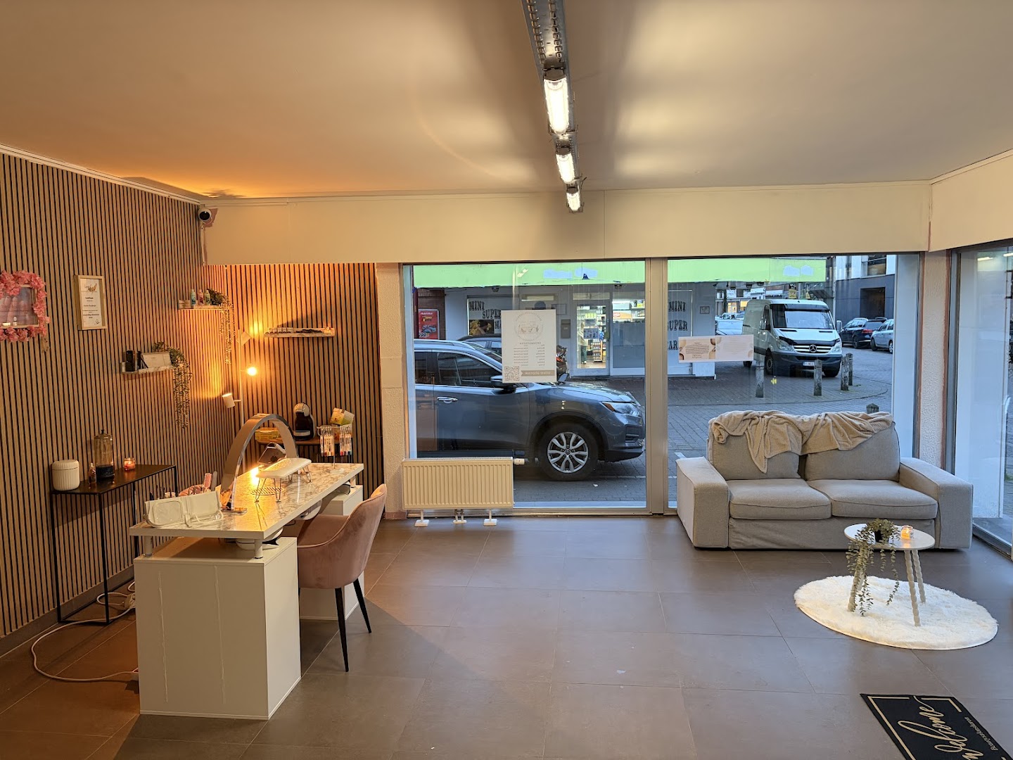 Foto van beautysalon sharon in Oostende — Schoonheidsspecialist (foto 2)