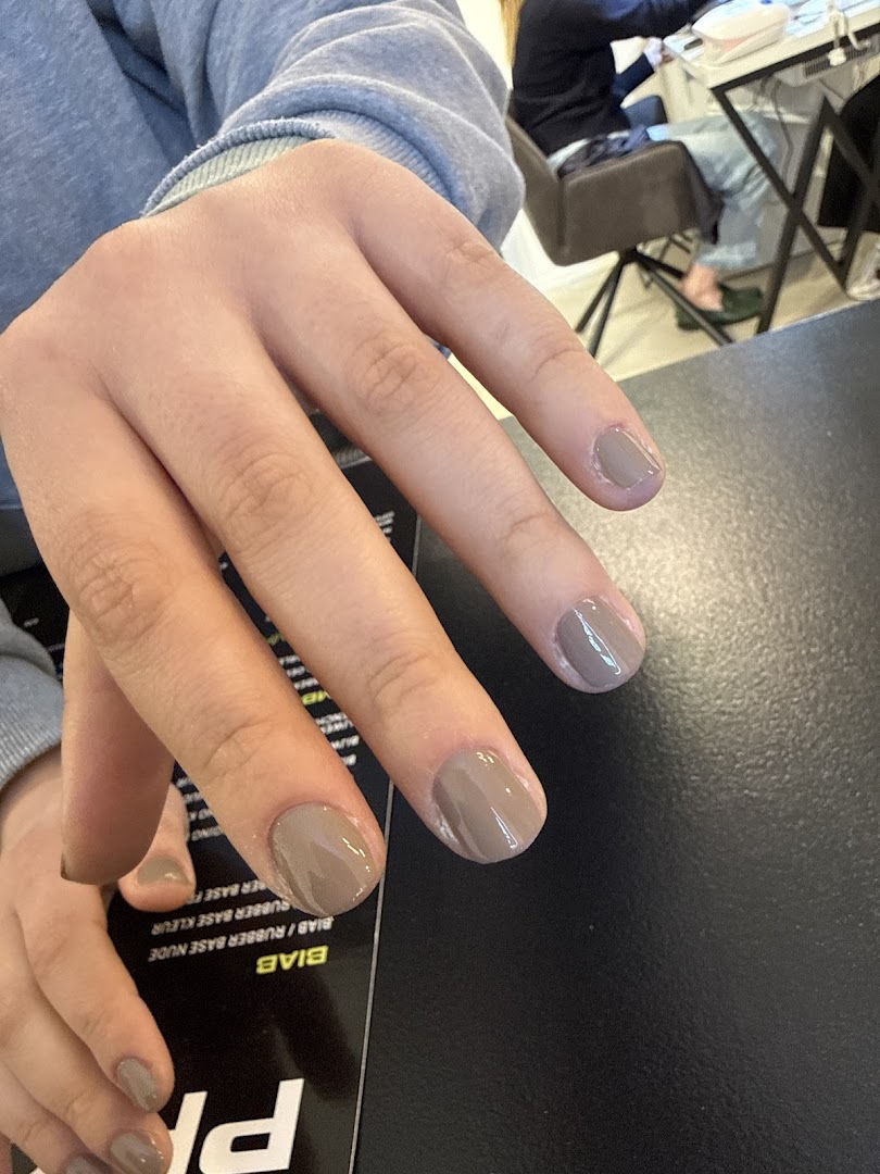Foto van BeautyShock in Roeselare — Schoonheidssalon (foto 1)