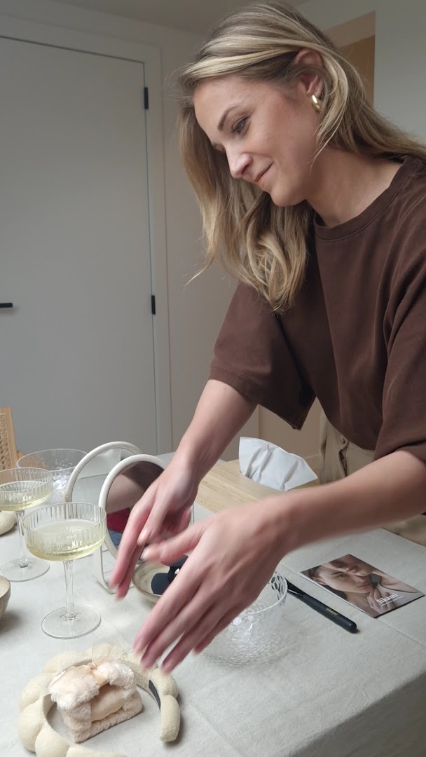 Foto van Bo De Bock | Instituut voor huidverbetering - Hydrafacial & Bridalmake-up in Beveren-Kruibeke-Zwijndrecht — Huidverzorgingskliniek (foto 2)