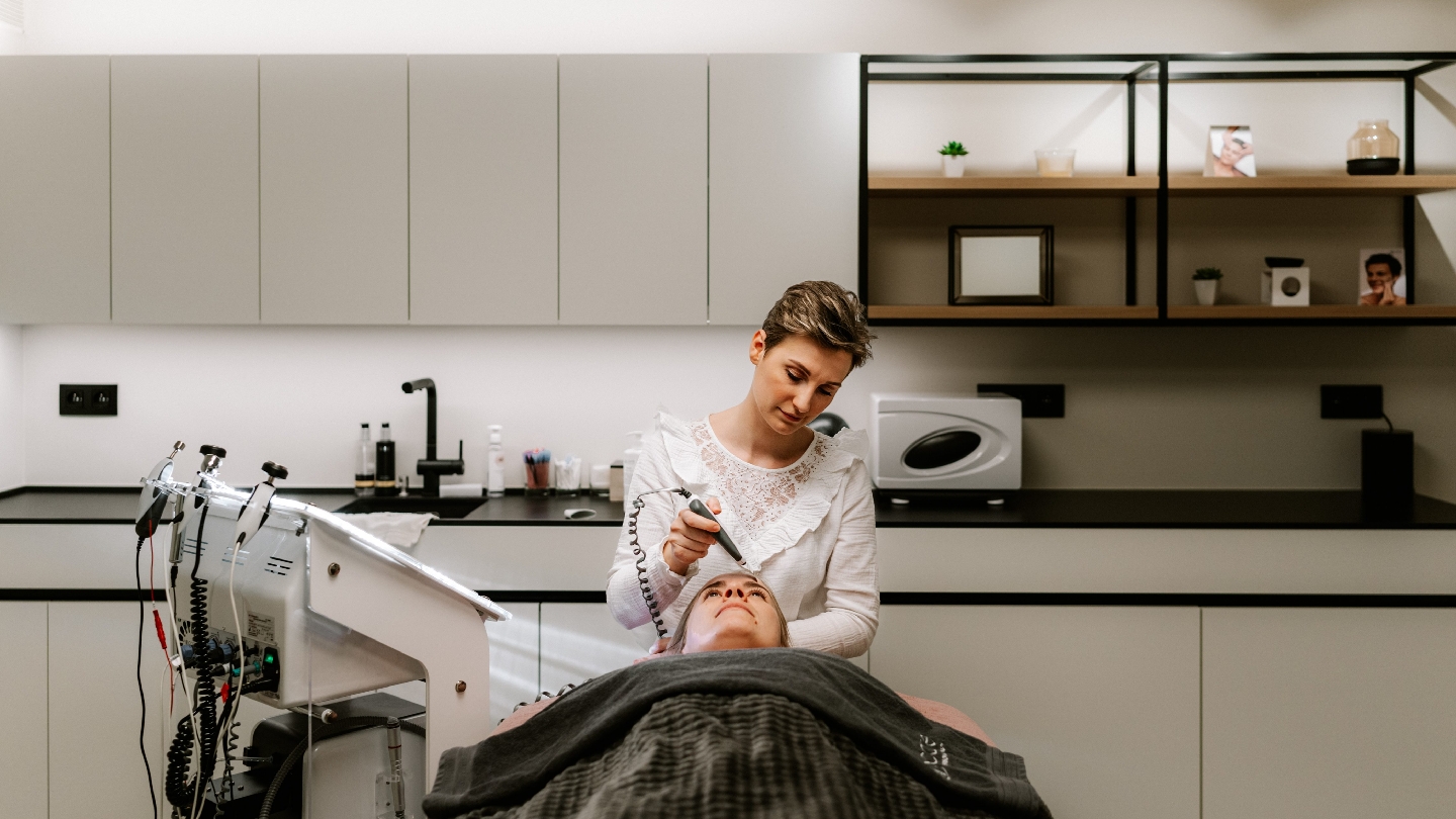 Foto van Care Beauty Center - Schoonheidssalon Oudenaarde-Bevere in Oudenaarde — Schoonheidssalon (foto 3)