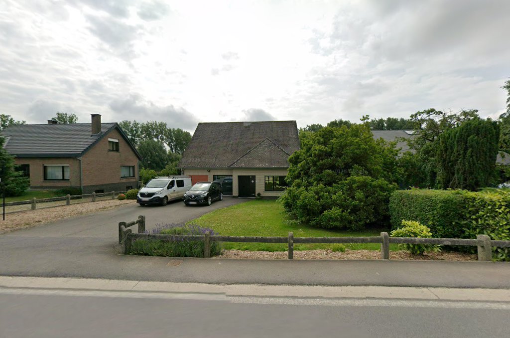 Foto van Care Beauty Center - Schoonheidssalon Pepingen in Pepingen — Schoonheidsspecialist (foto 3)