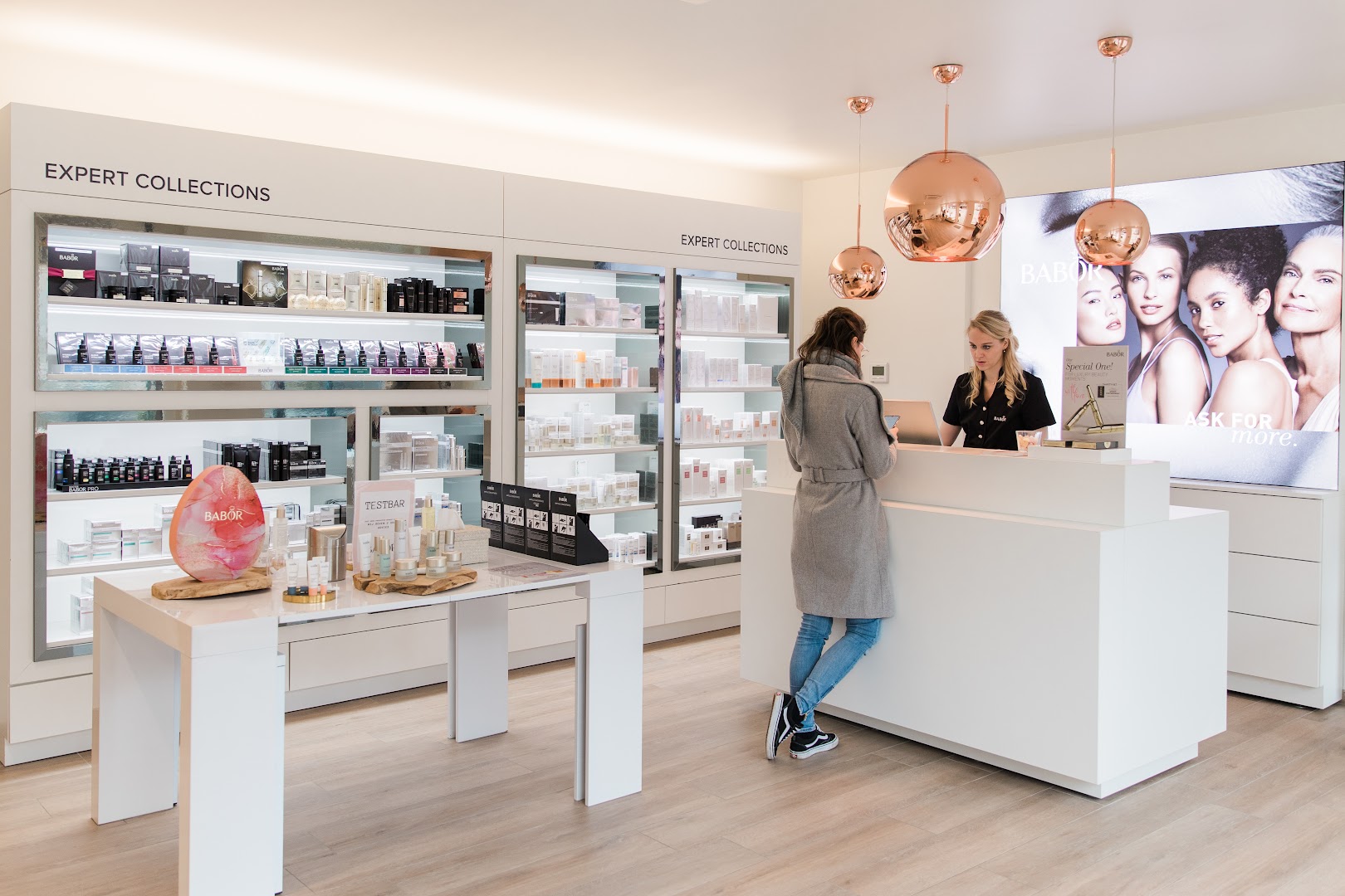 Foto van CELINIQ - Huidinstituut in Merelbeke-Melle — Huidverzorgingskliniek (foto 2)