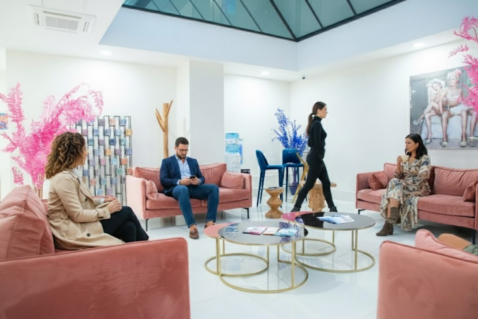 Foto van Clinique des Champs Elysées Lille - Médecine esthétique in Lille — Schoonheidssalon (foto 1)