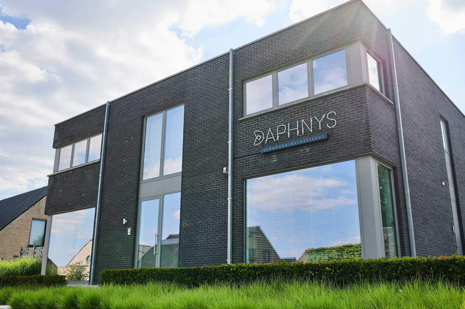 Foto van Daphnys - Laserontharing & huidverbetering in Roeselare in Roeselare — Ontharing met laser (foto 3)