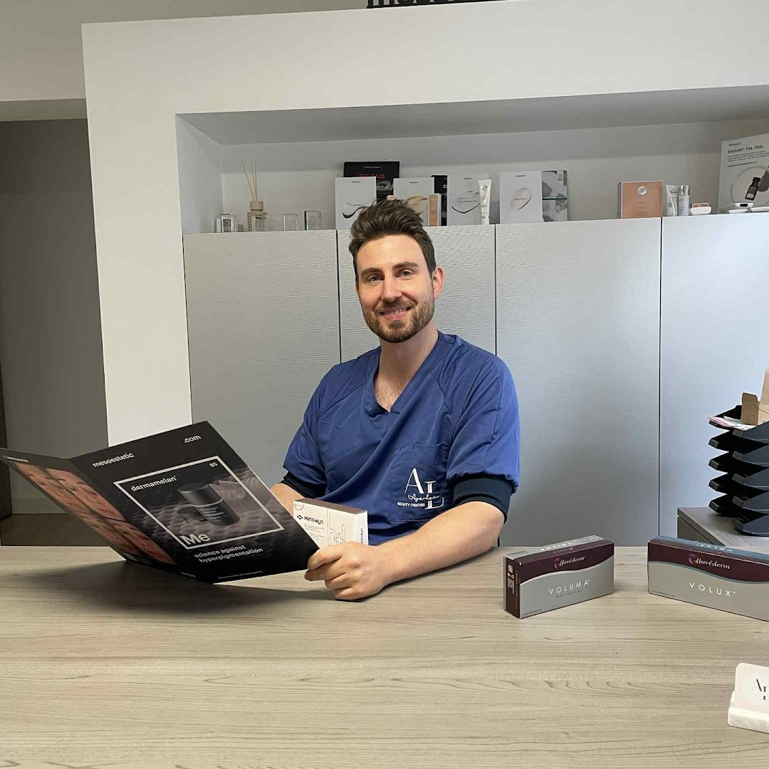 Foto van Dr. Kenis Sasha - Esthetisch arts bij Age-less Beauty Center in Leopoldsburg — Medische kliniek (foto 1)