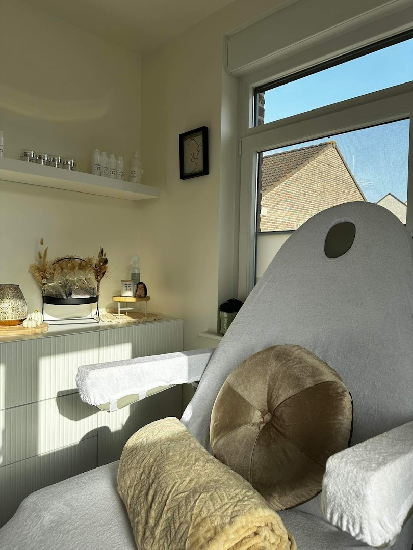 Foto van Elle Est Belle Esthetiek in Lennik — Schoonheidssalon (foto 2)