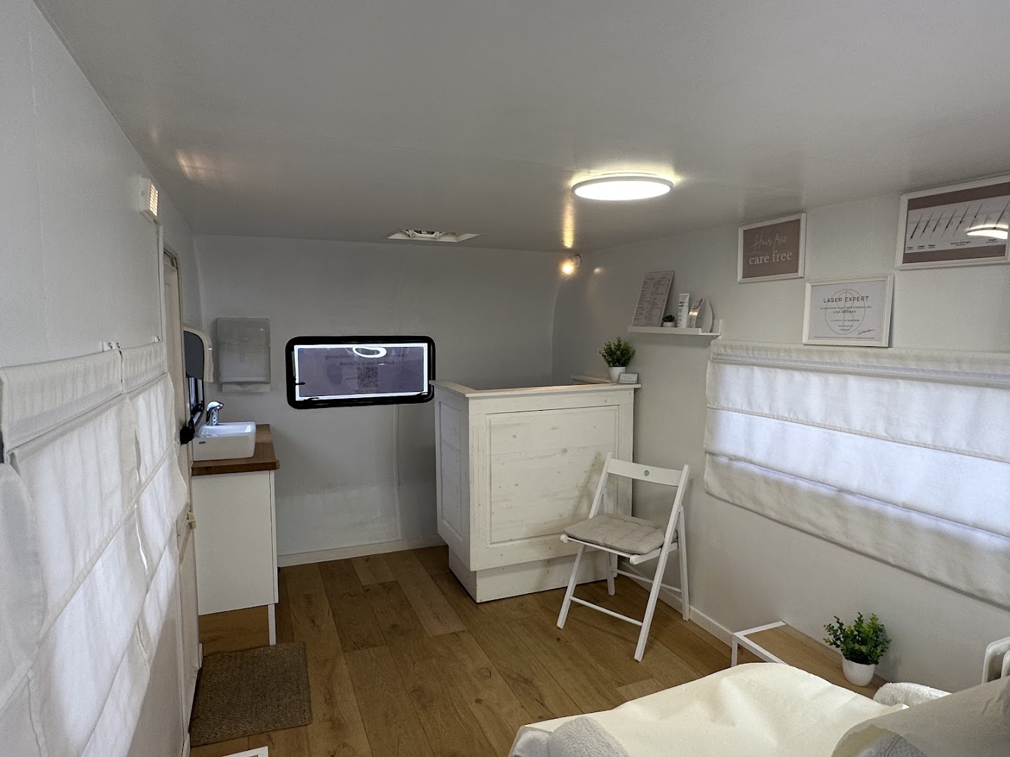 Foto van ÉTERBELLE — Ontharing met laser (foto 1)
