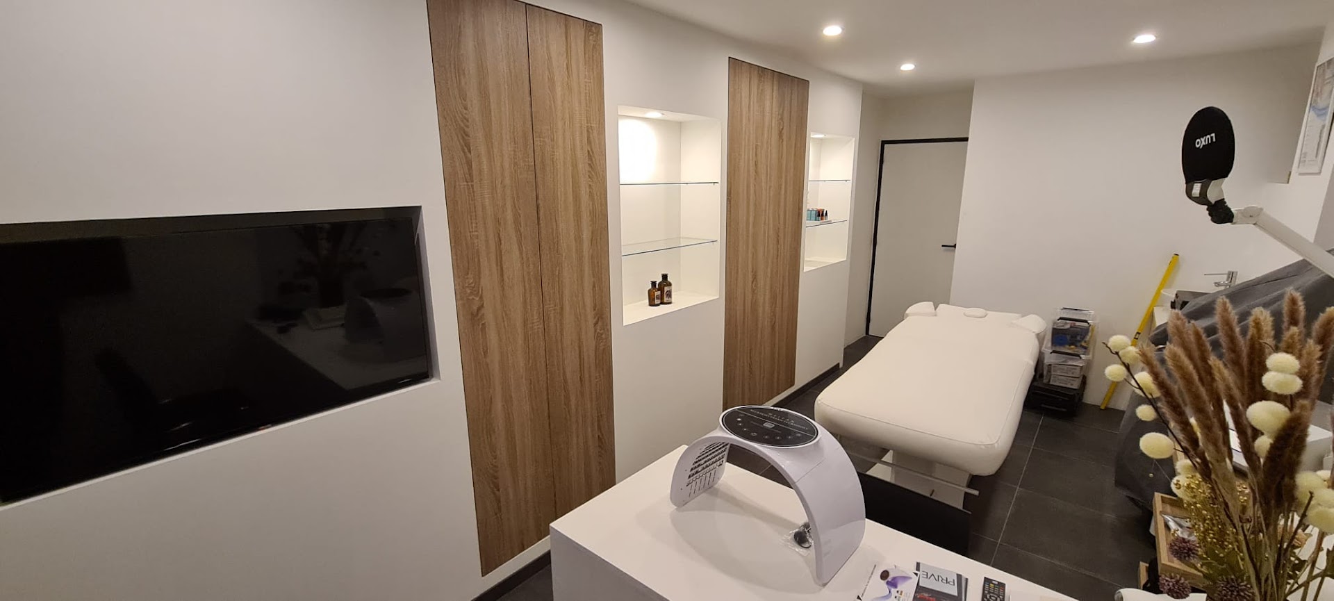 Foto van Fenix Medisch Esthetische Kliniek in Hoogstraten — Schoonheidssalon (foto 1)