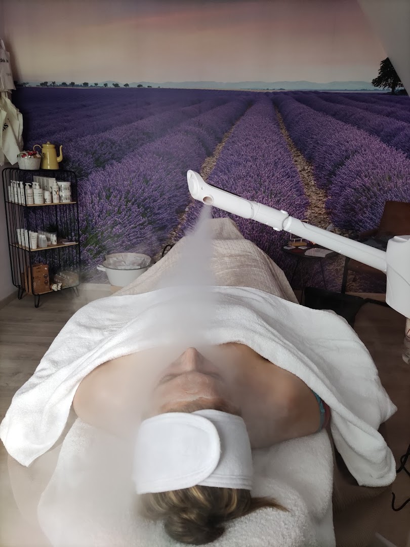 Foto van Fienesse Stekene in Stekene — Schoonheidssalon (foto 3)