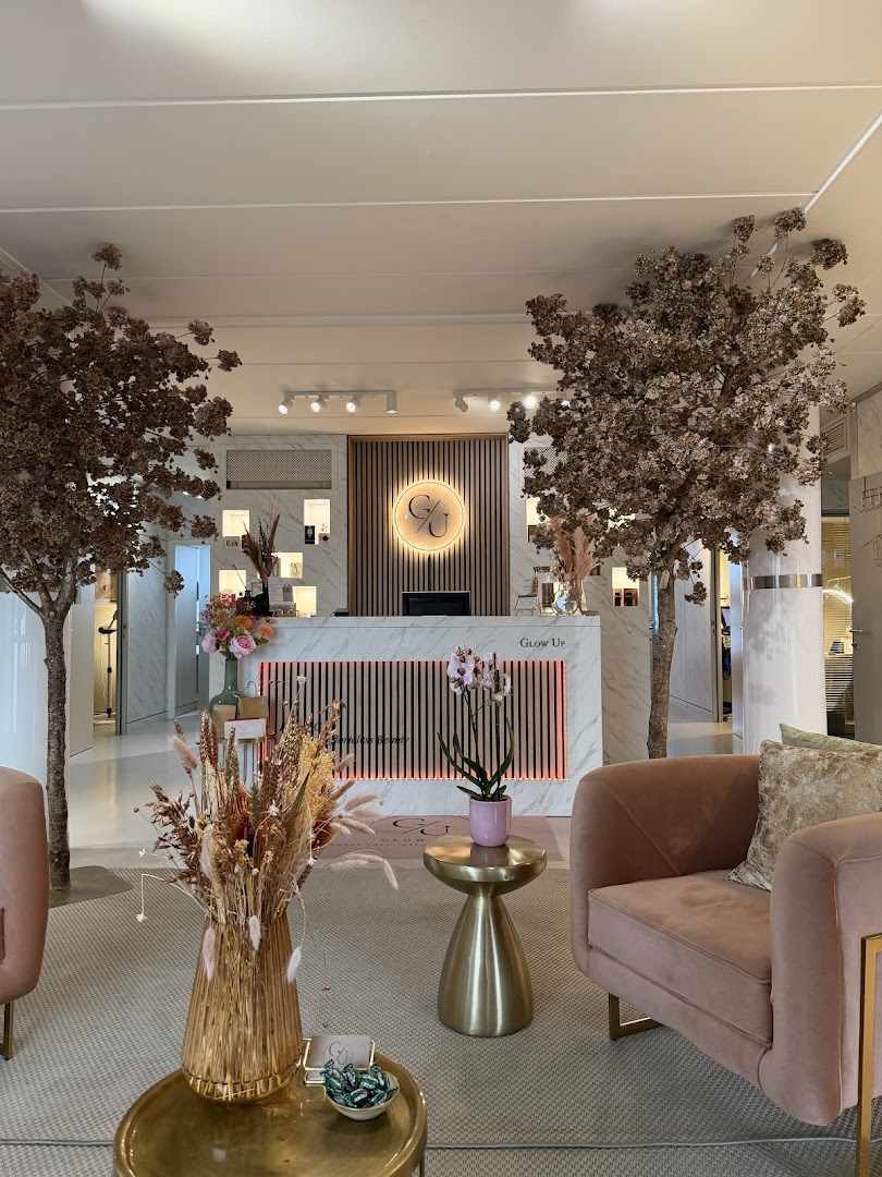 Foto van Glowup Antwerpen in Rumst — Schoonheidssalon (foto 1)