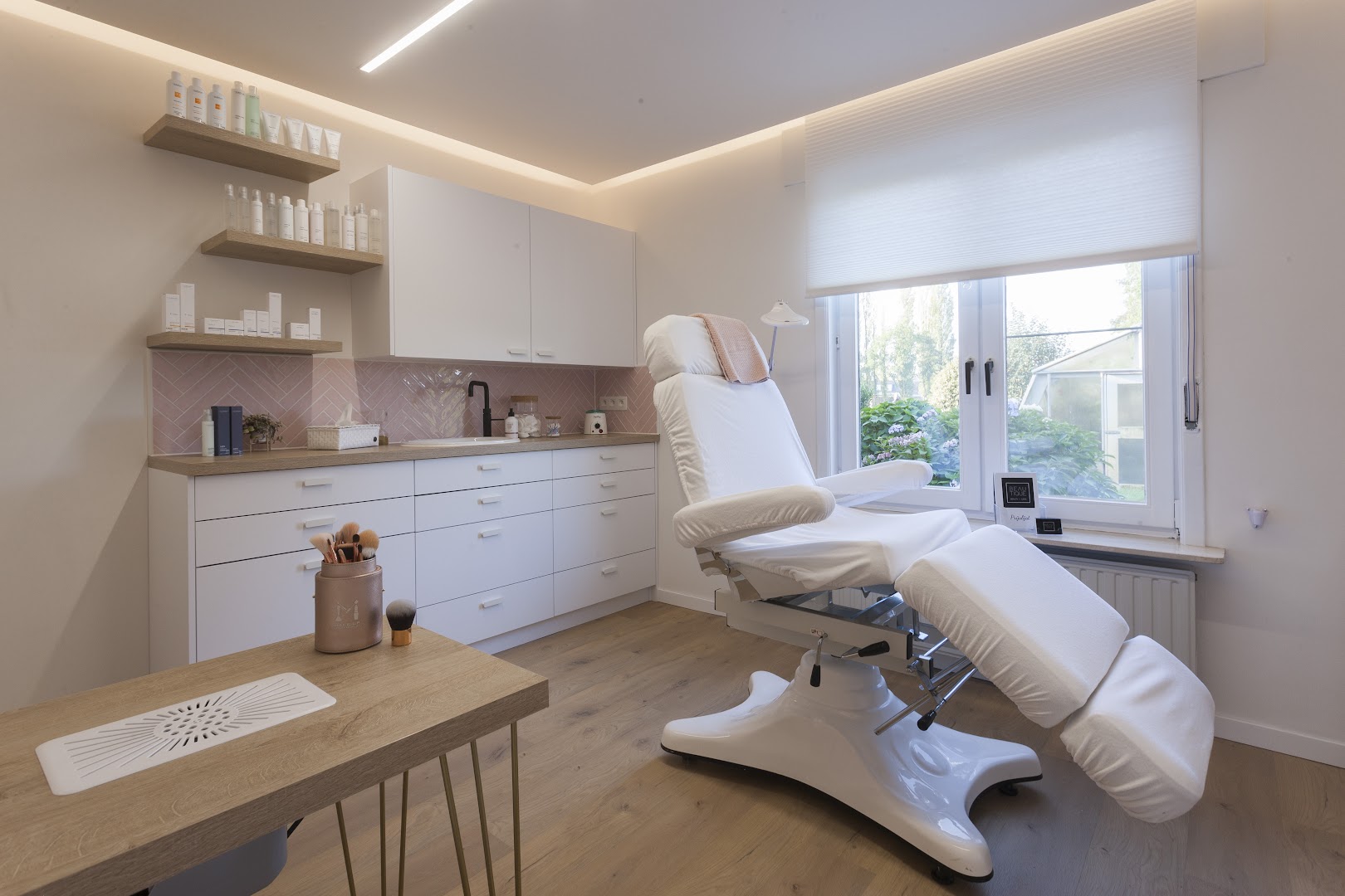 Foto van Huid Uniek in Pelt — Schoonheidssalon (foto 2)