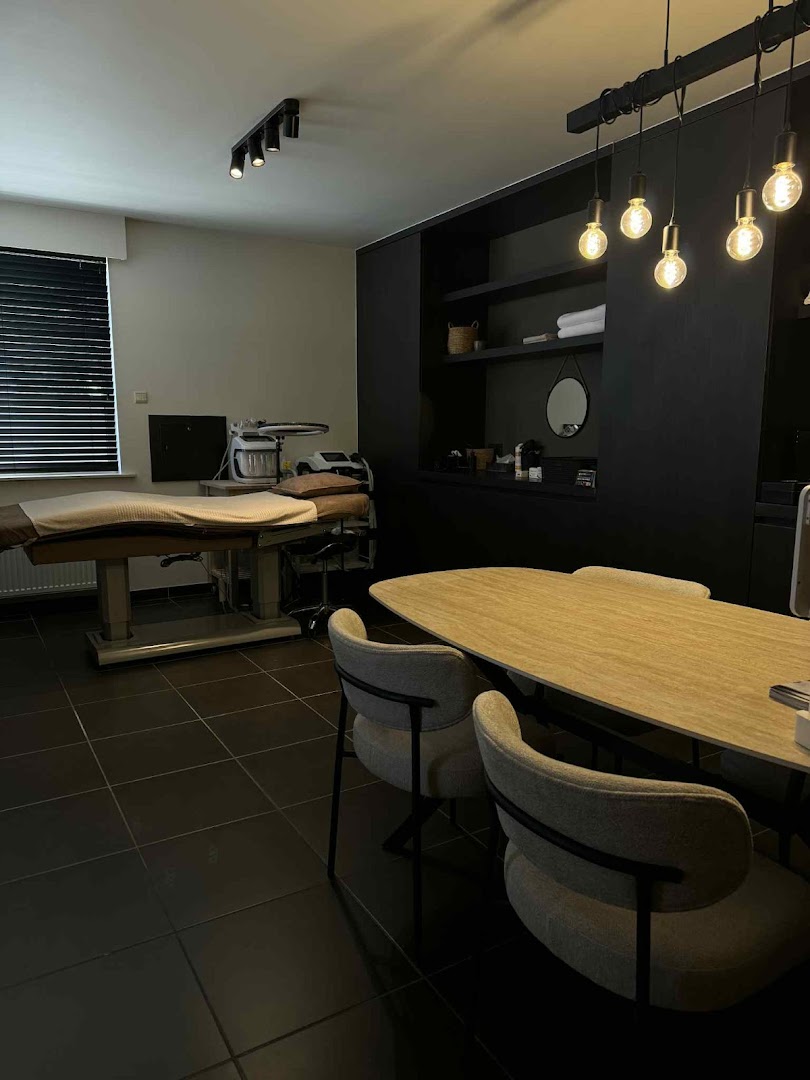 Foto van imanjoos.be in Waregem — Schoonheidssalon (foto 1)