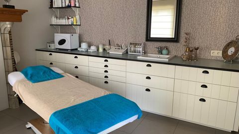 Foto van Instituut Cosmo in Herzele — Schoonheidssalon (foto 1)