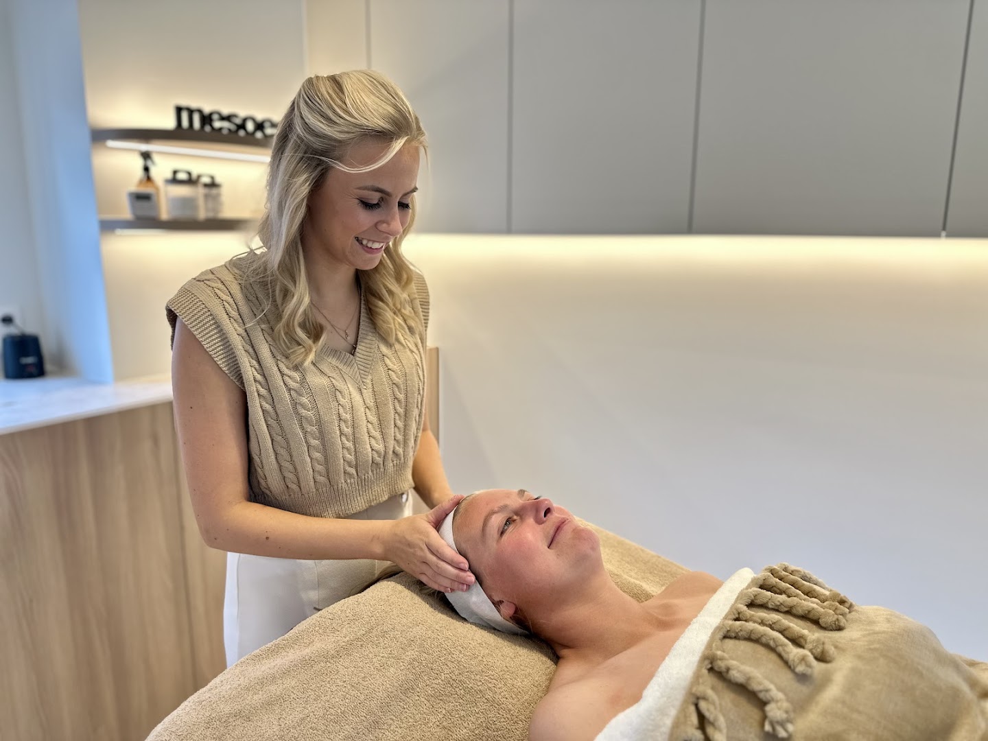Foto van JVN Aesthetic Clinic in Zutendaal — Schoonheidssalon (foto 1)