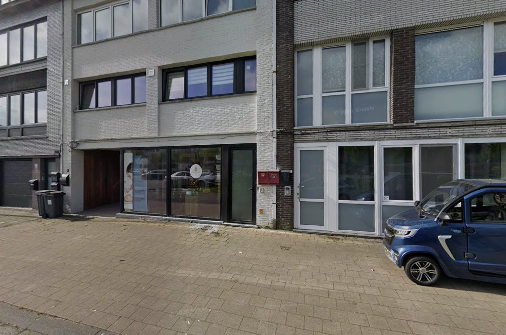 Foto van La Belle Lou Zelzate in Zelzate — Schoonheidsspecialist (foto 3)