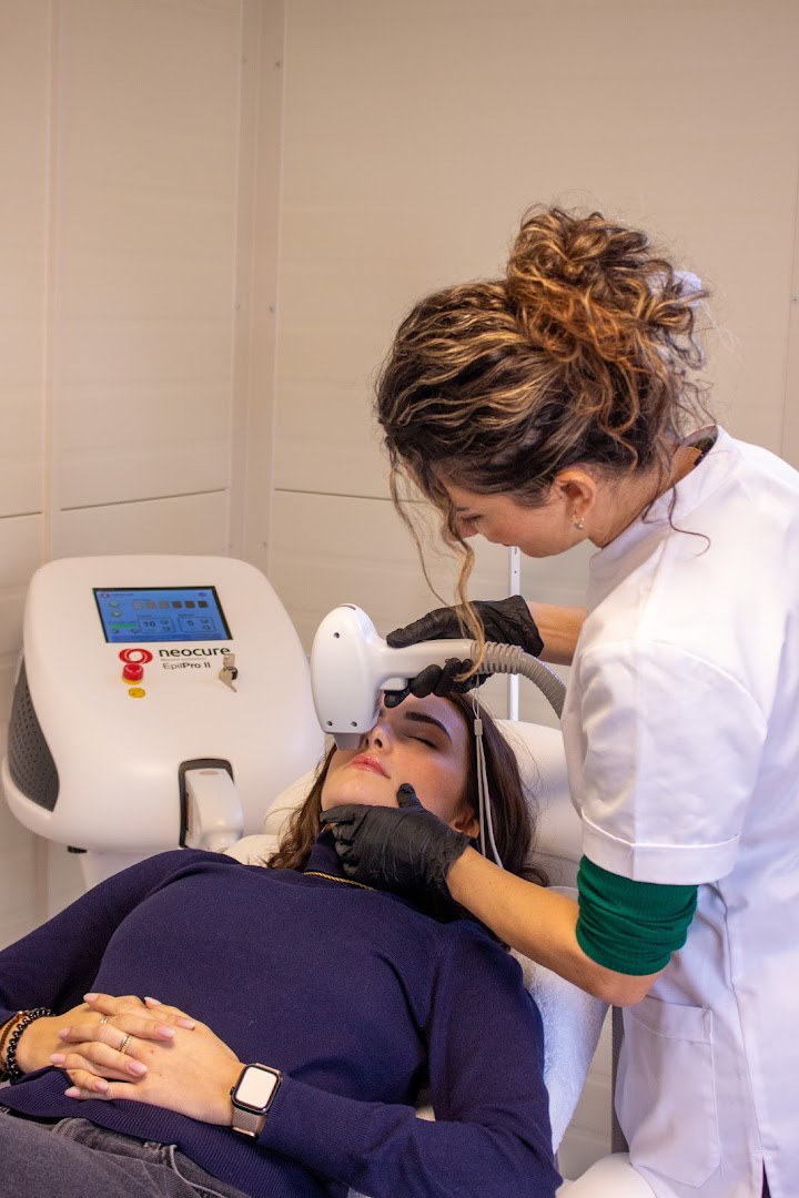 Foto van Lola beauty in Brugge — Ontharing met laser (foto 1)
