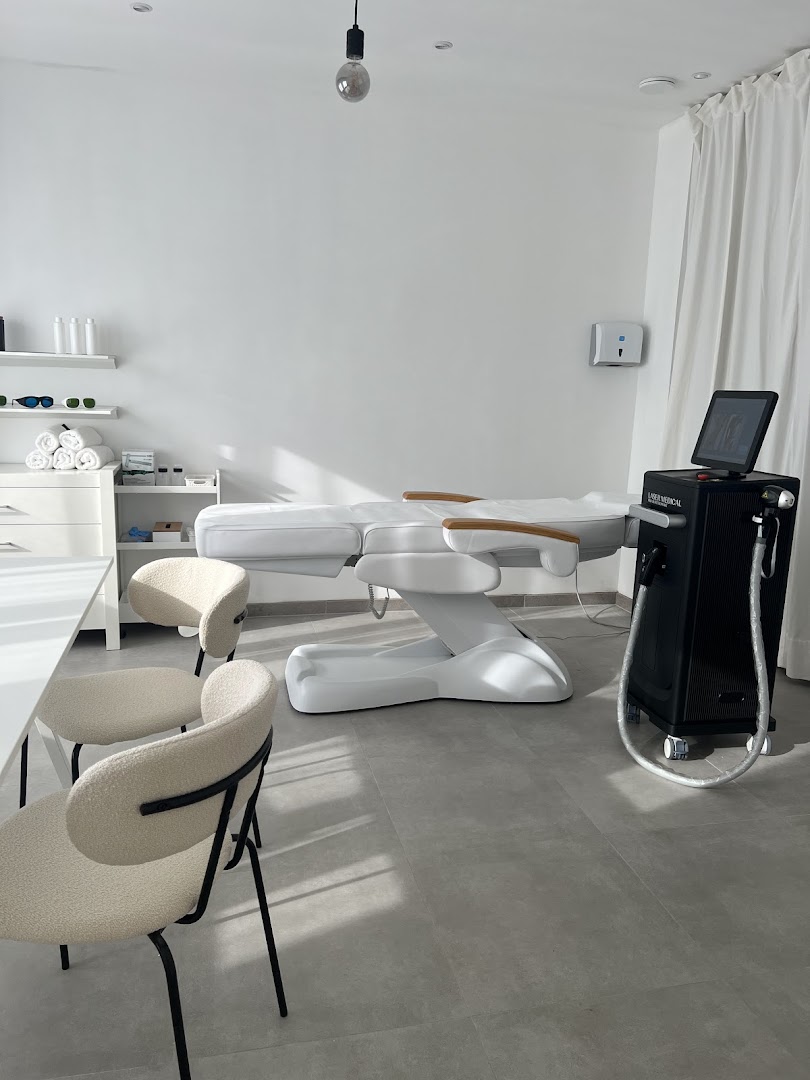 Foto van Lux Clinic in Hamme — Ontharing met laser (foto 3)