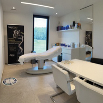 Foto van M-cure in Bonheiden — Ontharingsservice (foto 1)