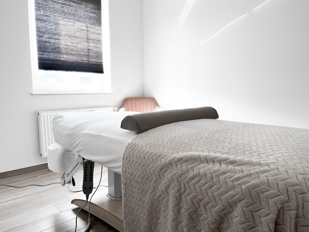 Foto van Massage, pedicure en ontharing | Pure K in Vosselaar — Schoonheidsspecialist (foto 2)