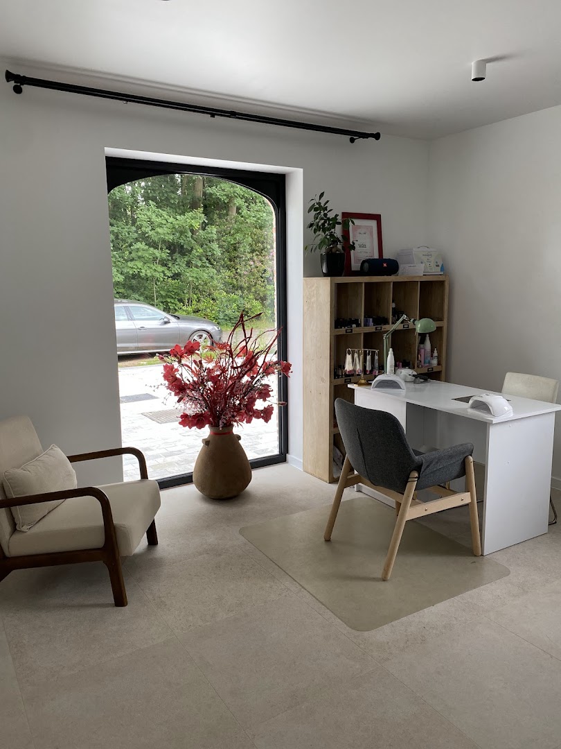 Foto van Mendela Beauty Studio in Zoersel — Ontharing met laser (foto 1)