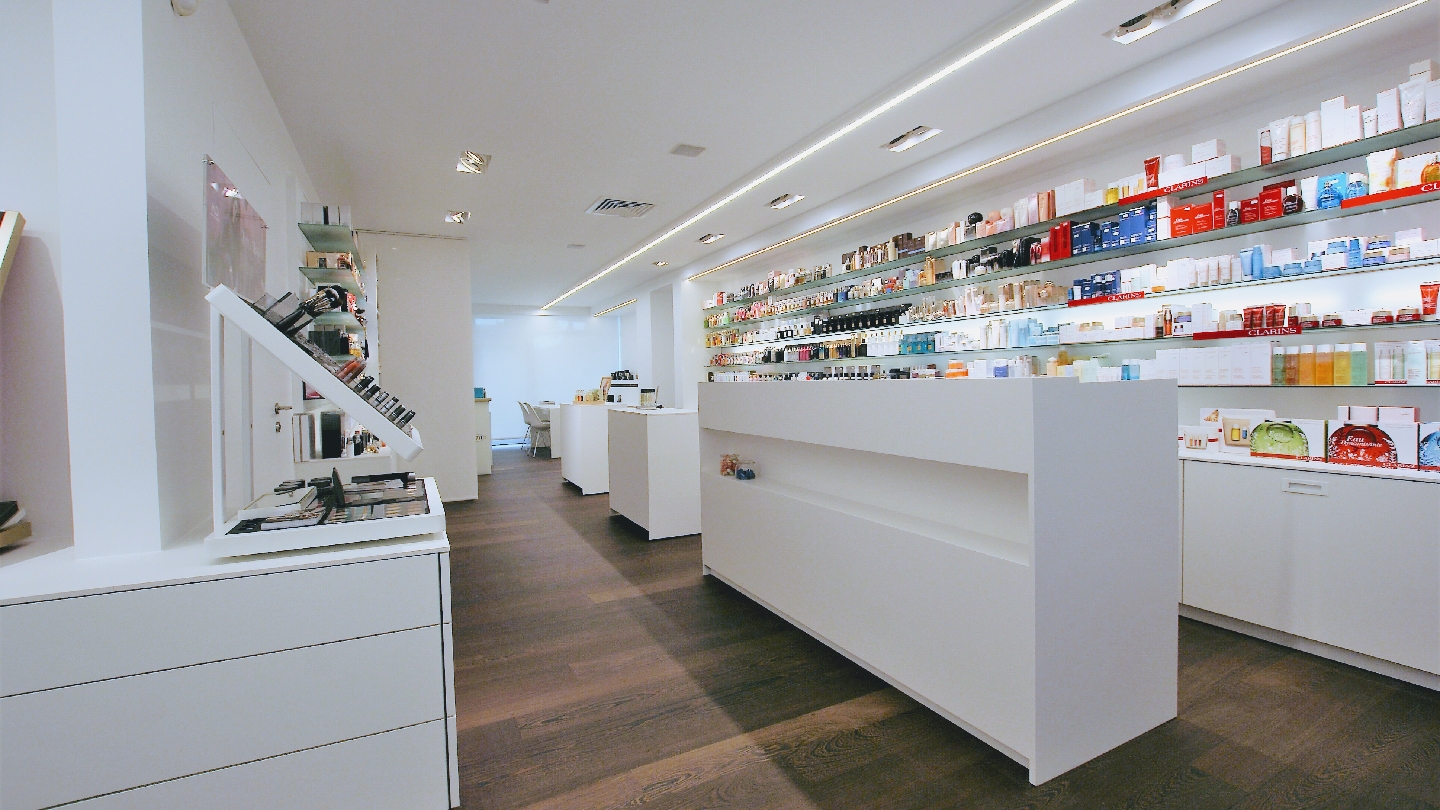 Foto van Parfumerie Esthetiek Christophe in Herzele — Schoonheidssalon (foto 1)