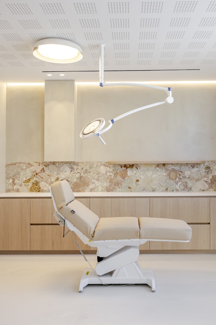 Foto van PUUR kliniek in Rotselaar — Kliniek voor plastische chirurgie (foto 1)