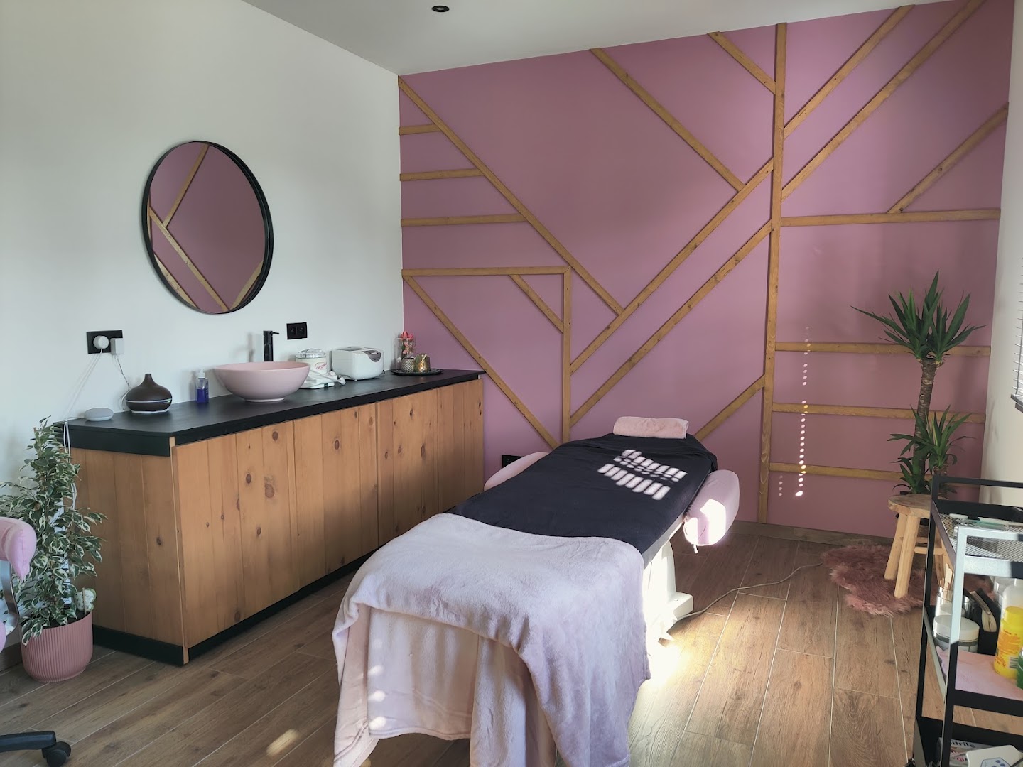 Foto van Schoonheidssalon Me Time in Diepenbeek — Schoonheidssalon (foto 2)