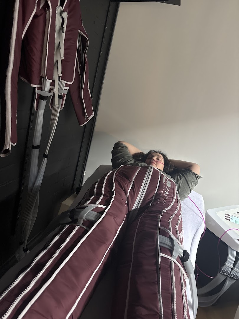 Foto van Silk Bodycare in Jabbeke — Lichaamscontourverbetering (foto 2)