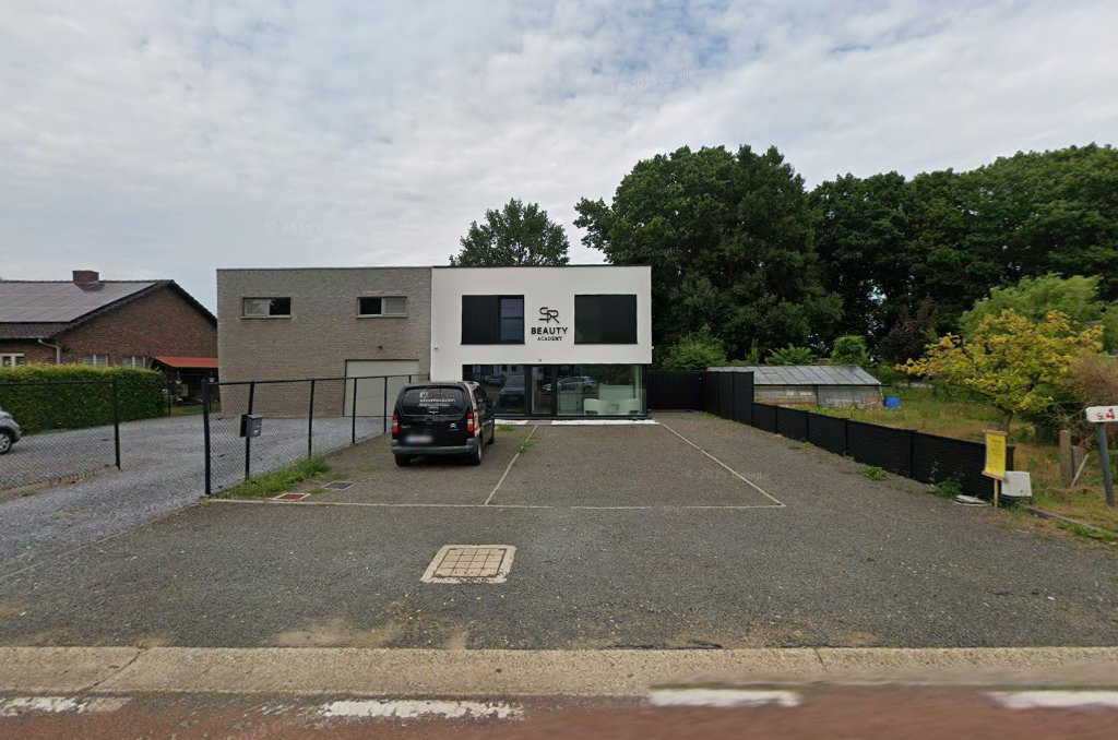 Foto van SR Beauty Academy in Heusden-Zolder — Schoonheidssalon (foto 1)