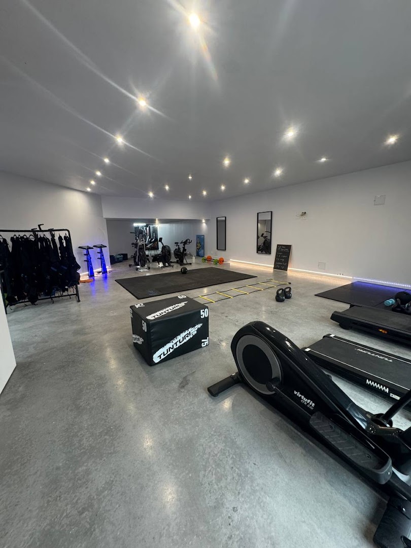 Foto van StayEfit Brakel - Wesley Van Elsuwé in Brakel — Sportschool (foto 1)