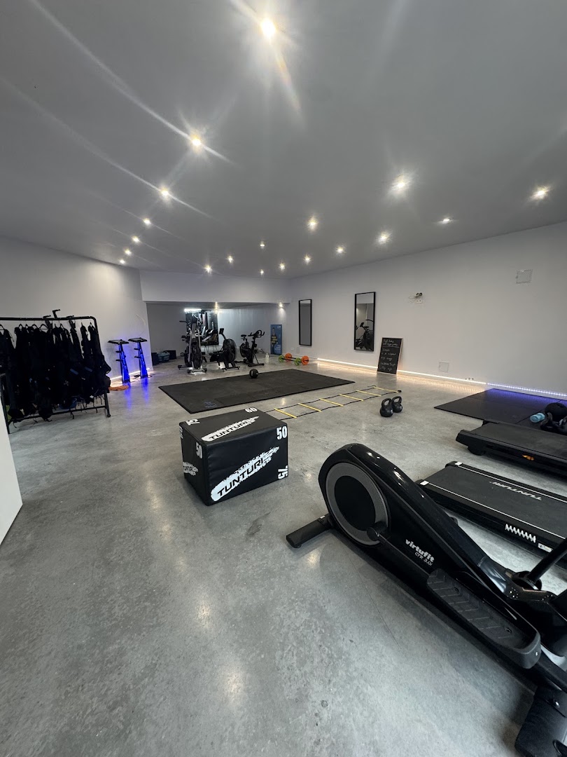 Foto van StayEfit Brakel - Wesley Van Elsuwé in Brakel — Sportschool (foto 3)