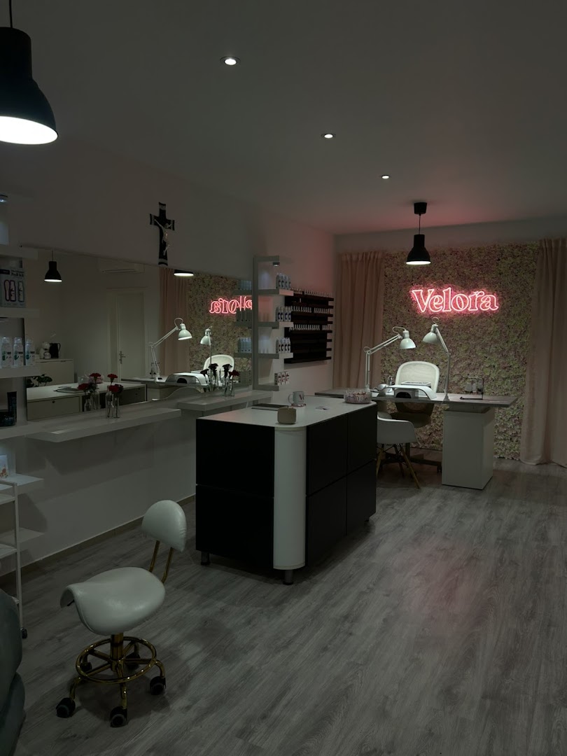Foto van Velora in Opwijk — Nagelstudio (foto 3)